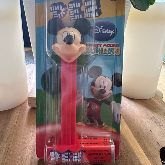 Vintage Mickey Mouse Pez Dispenser with Candy New in Box - Picture 1 of 1